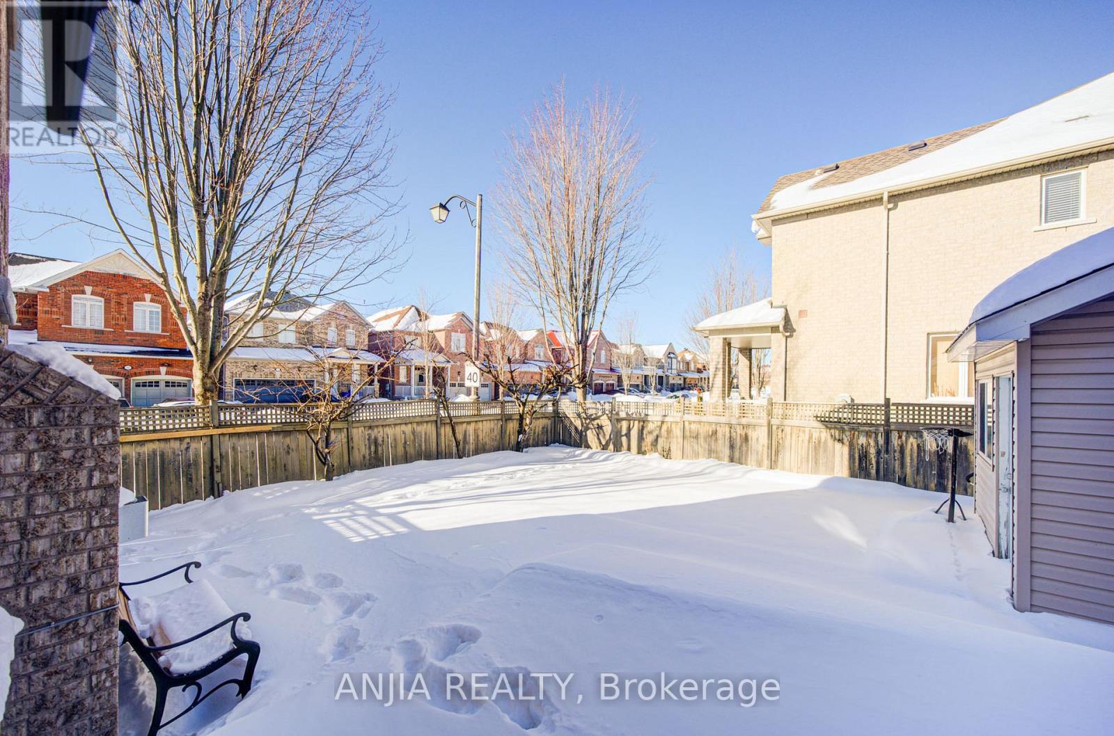 42 Reginald Lamb Crescent, Markham (Box Grove), Ontario  L6B 0B5 - Photo 45 - N12749034