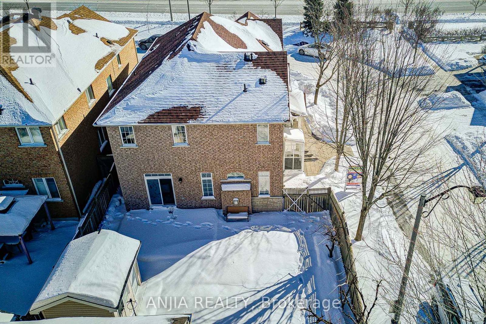 42 Reginald Lamb Crescent, Markham (Box Grove), Ontario  L6B 0B5 - Photo 47 - N12749034