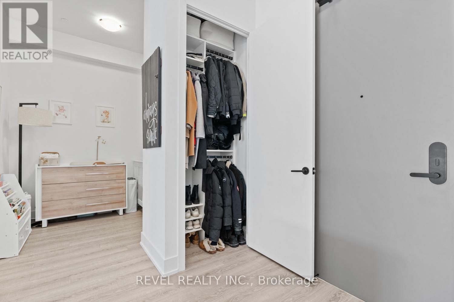 2075 King Rd Road, King (King City), Ontario  L7B 0R6 - Photo 14 - N12749062