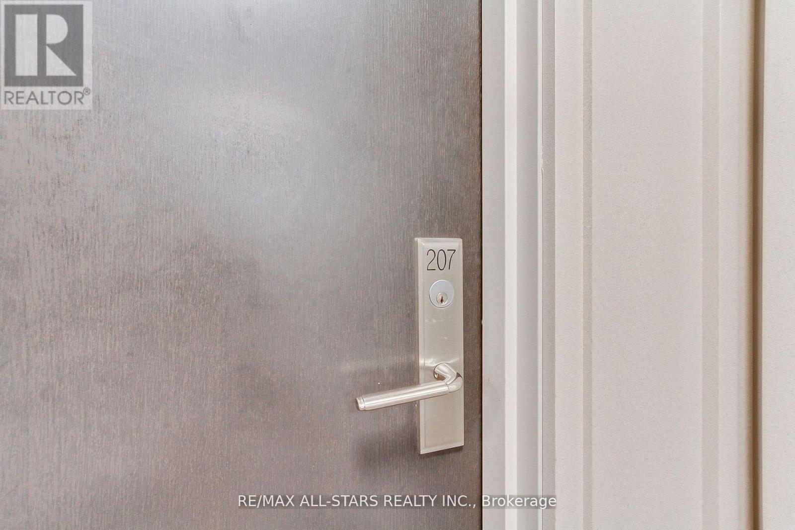 207 - 6235 Main Street, Whitchurch-Stouffville (Stouffville), Ontario  L4A 4R3 - Photo 5 - N12749082