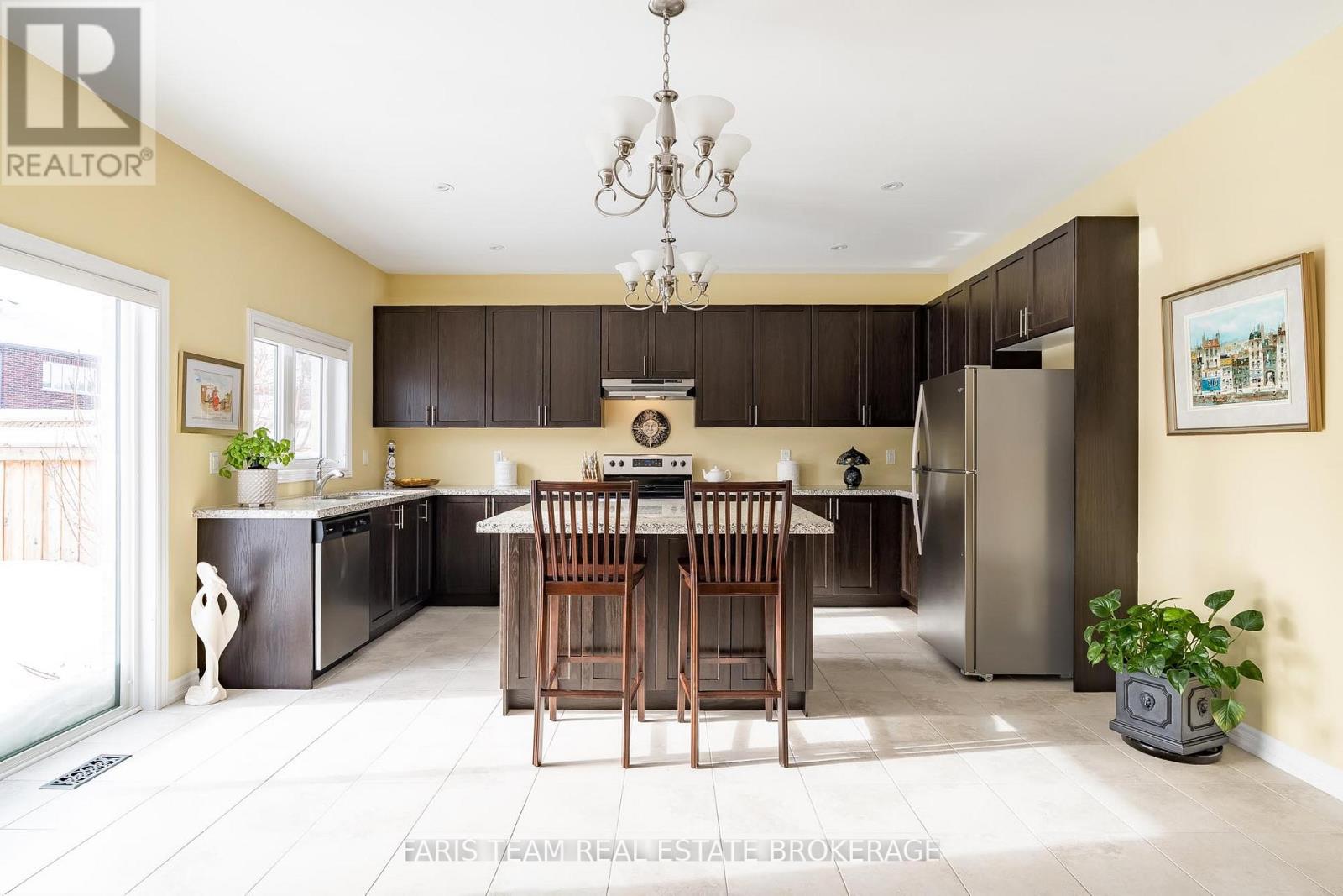 1041 Wickham Road, Innisfil, Ontario  L9S 0N5 - Photo 4 - N12749116