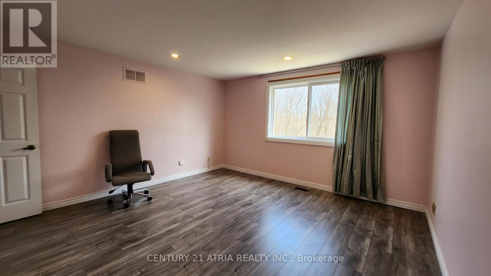 94 Garnier Court, Toronto, Ontario  M2M 4C9 - Photo 13 - C12748532