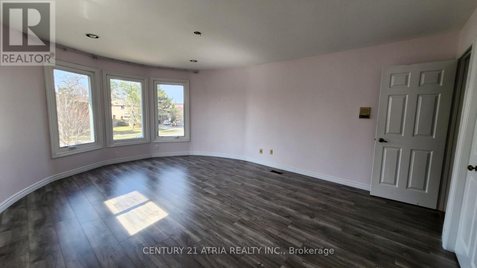 94 Garnier Court, Toronto, Ontario  M2M 4C9 - Photo 11 - C12748532