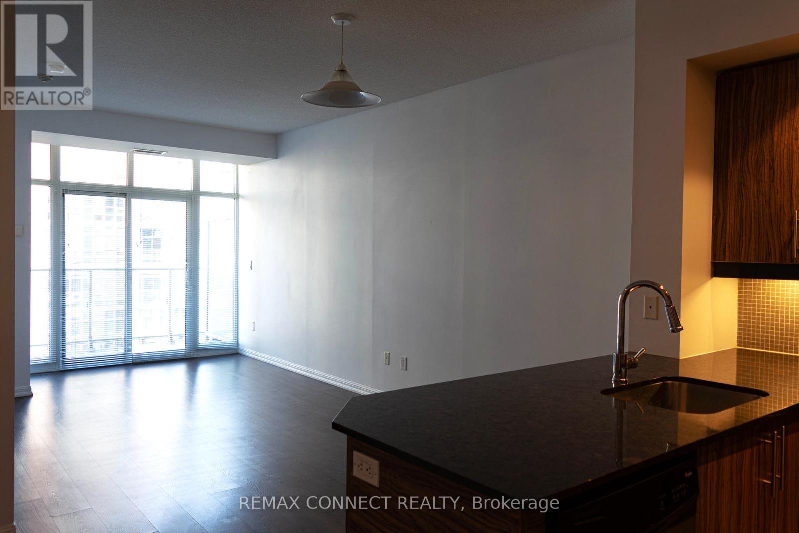 1809 - 75 East Liberty Street, Toronto (Niagara), Ontario  M6K 3R3 - Photo 2 - C12748940