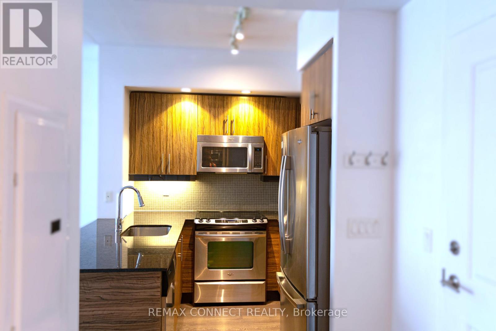 1809 - 75 East Liberty Street, Toronto (Niagara), Ontario  M6K 3R3 - Photo 4 - C12748940