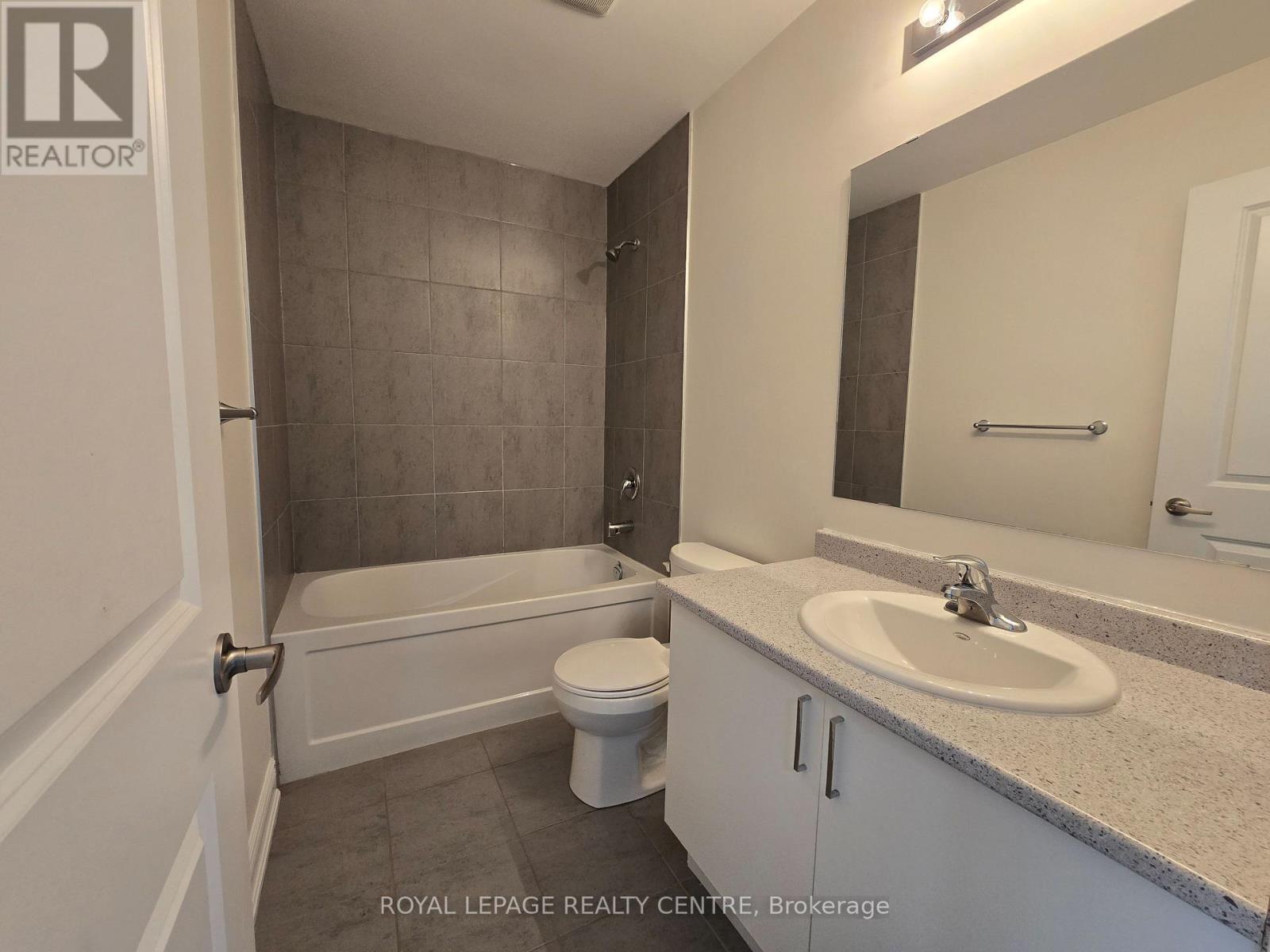 12 Lisa Street, Wasaga Beach, Ontario  L9Z 0K8 - Photo 18 - S12748876