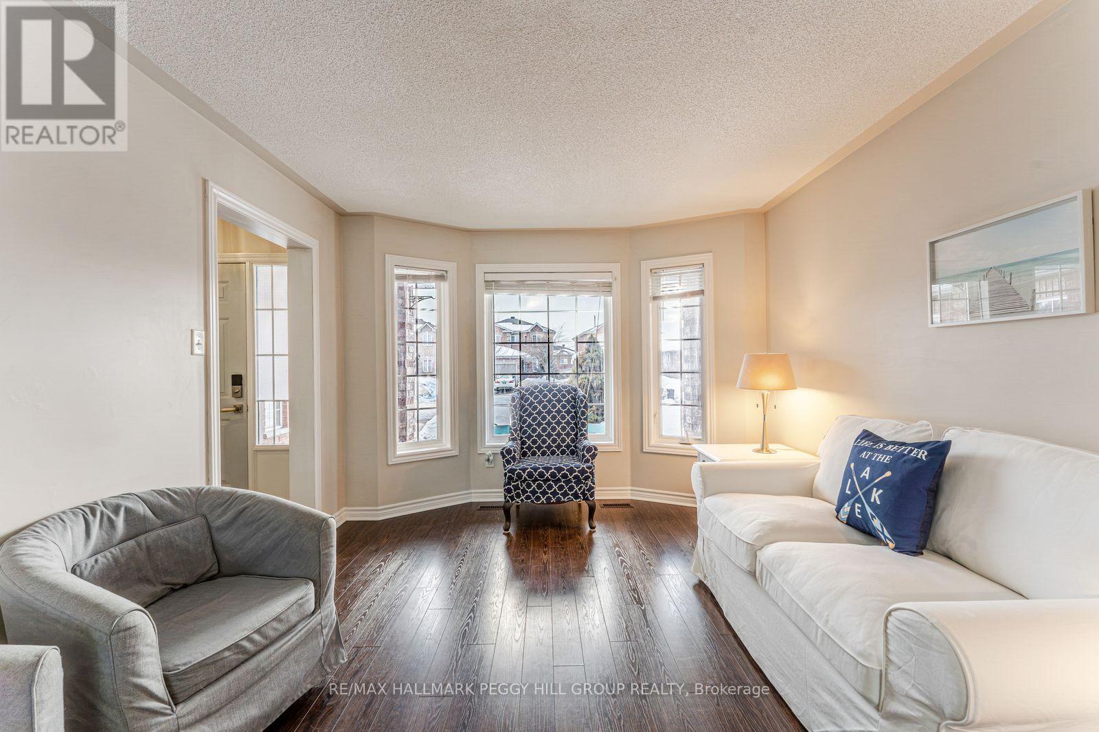 26 Kenwell Crescent, Barrie (Holly), Ontario  L4N 0A4 - Photo 8 - S12748886