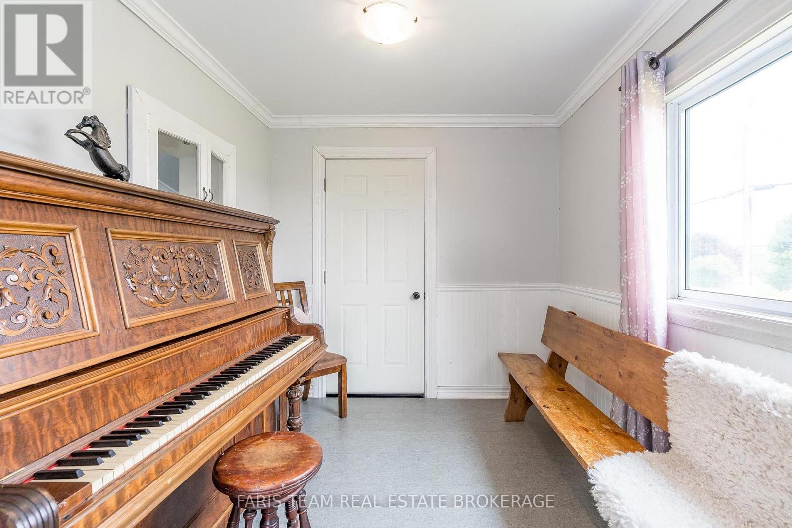 160 Lafontaine Road W, Tiny, Ontario  L9M 0H1 - Photo 15 - S12748922