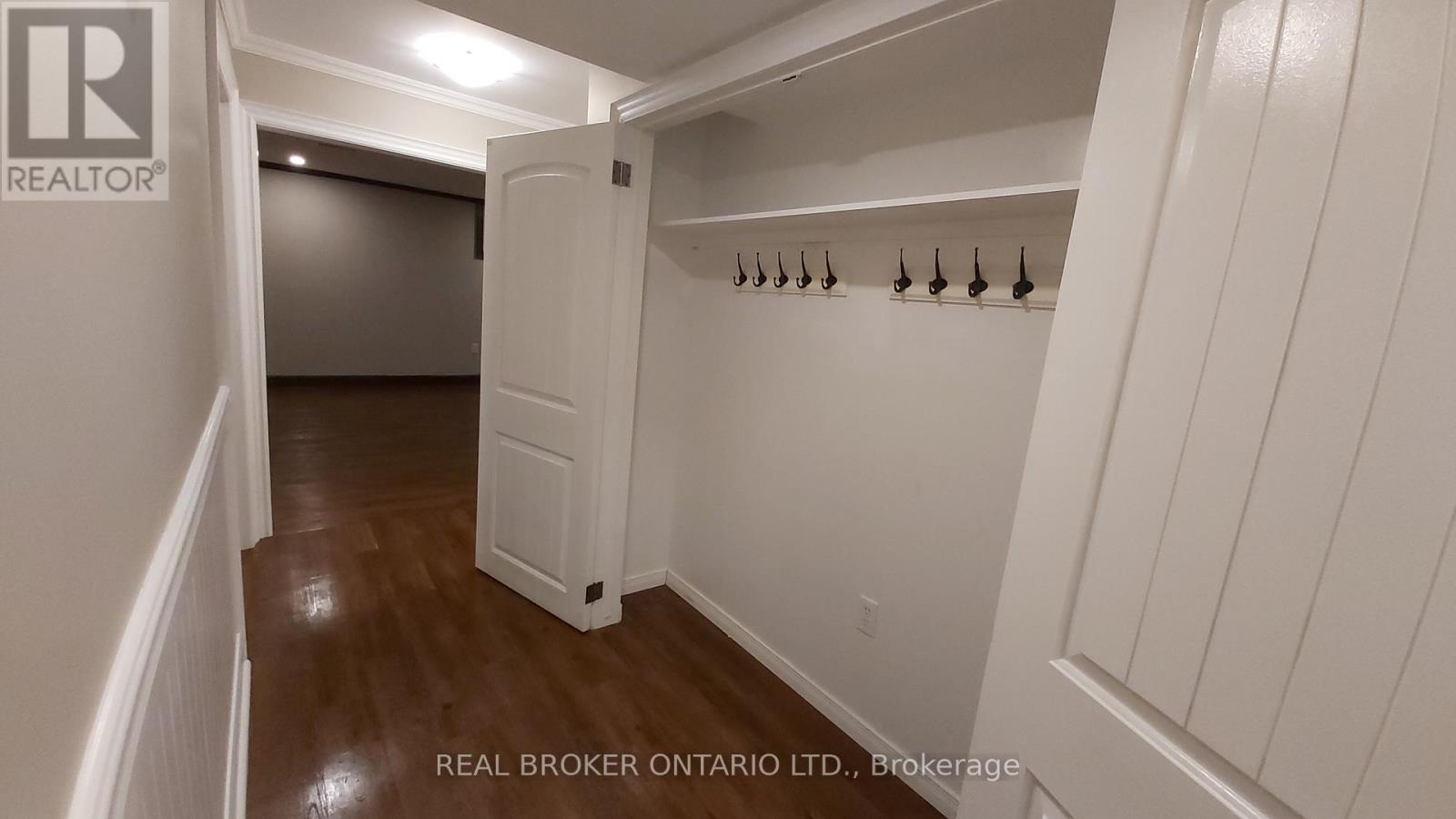 118 Sandringham Drive, Barrie (Innis-Shore), Ontario  L4M 7J5 - Photo 22 - S12748970