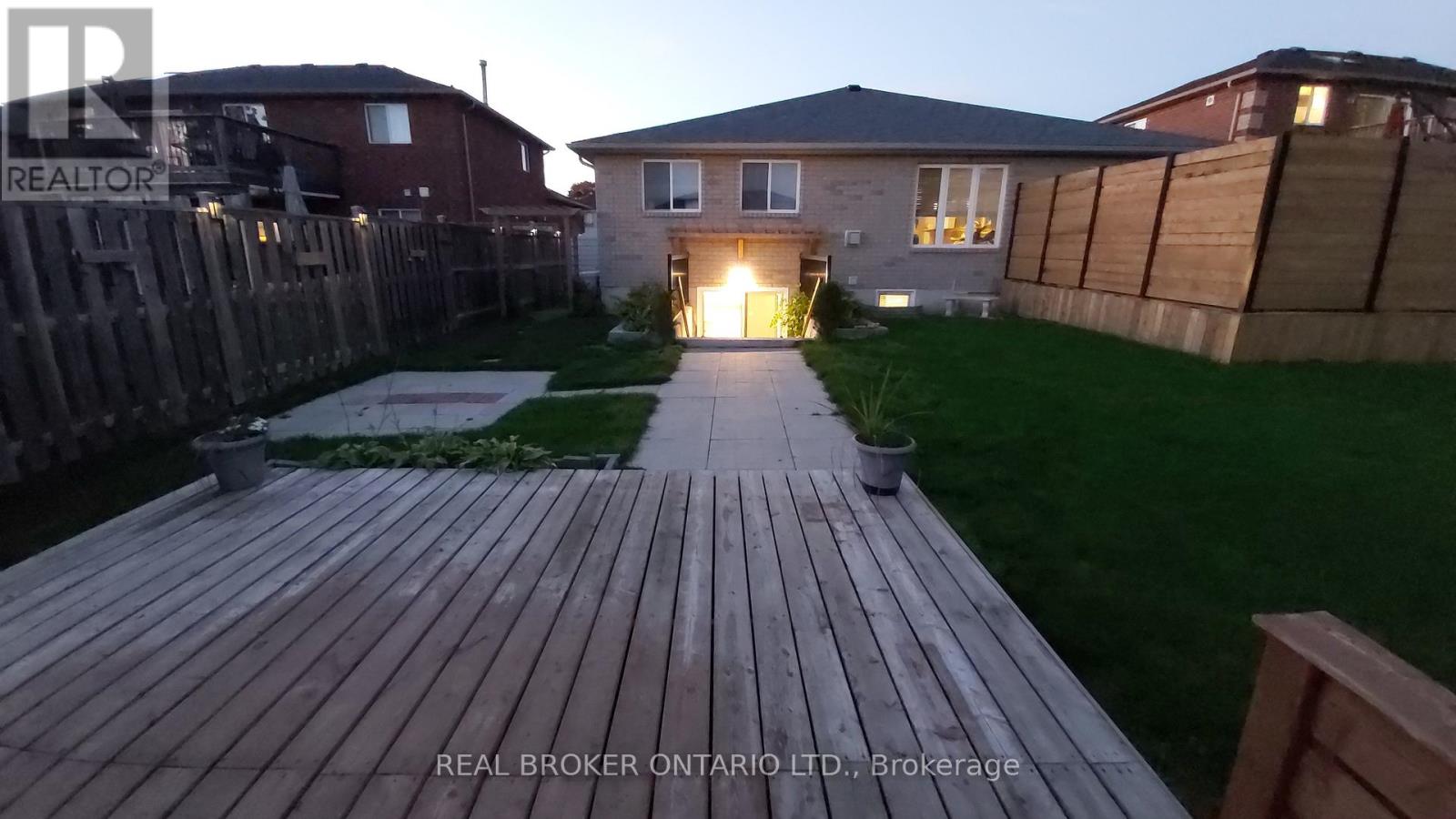 118 Sandringham Drive, Barrie (Innis-Shore), Ontario  L4M 7J5 - Photo 25 - S12748970