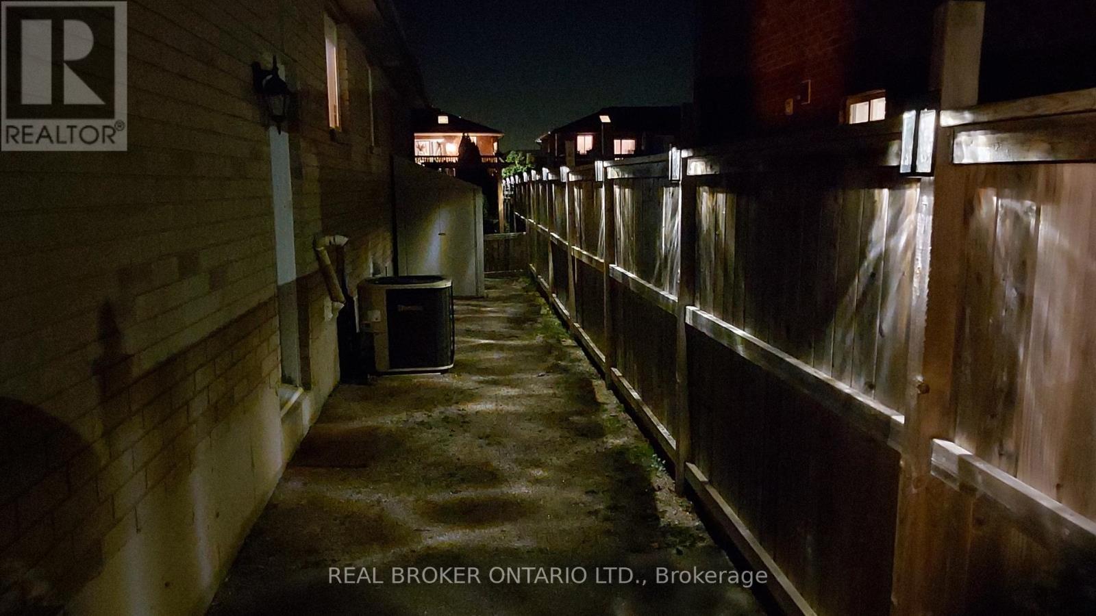 118 Sandringham Drive, Barrie (Innis-Shore), Ontario  L4M 7J5 - Photo 31 - S12748970