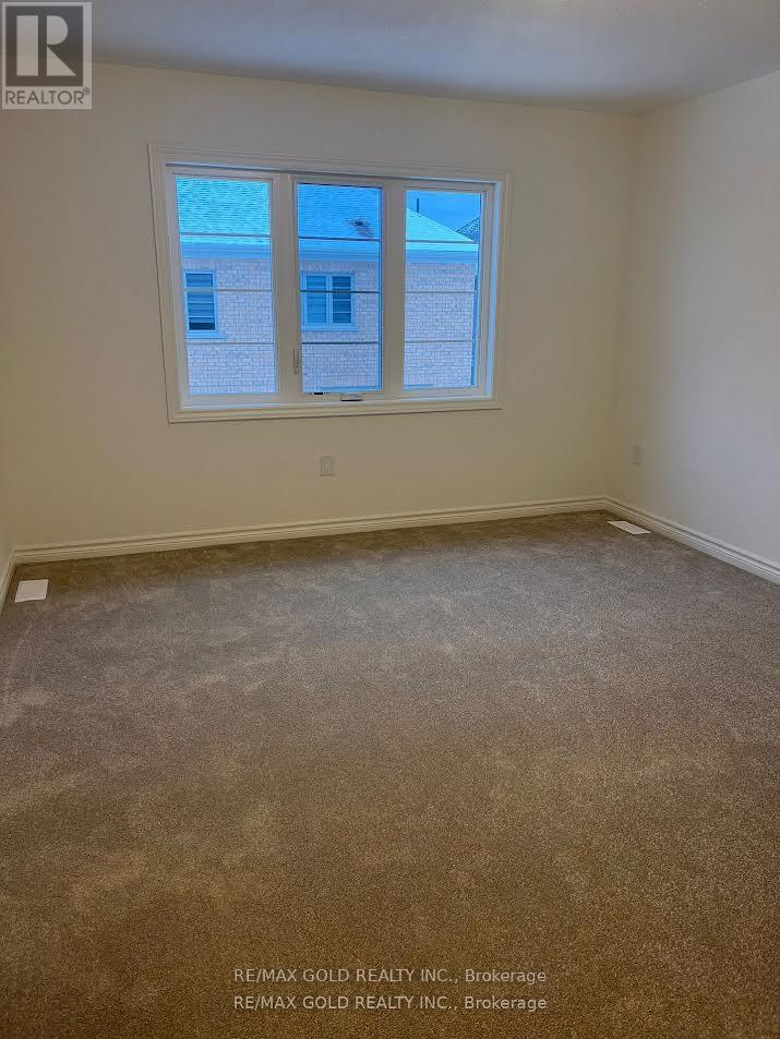 16 Sassafras Road, Springwater, Ontario  L0L 1Y3 - Photo 9 - S12749106