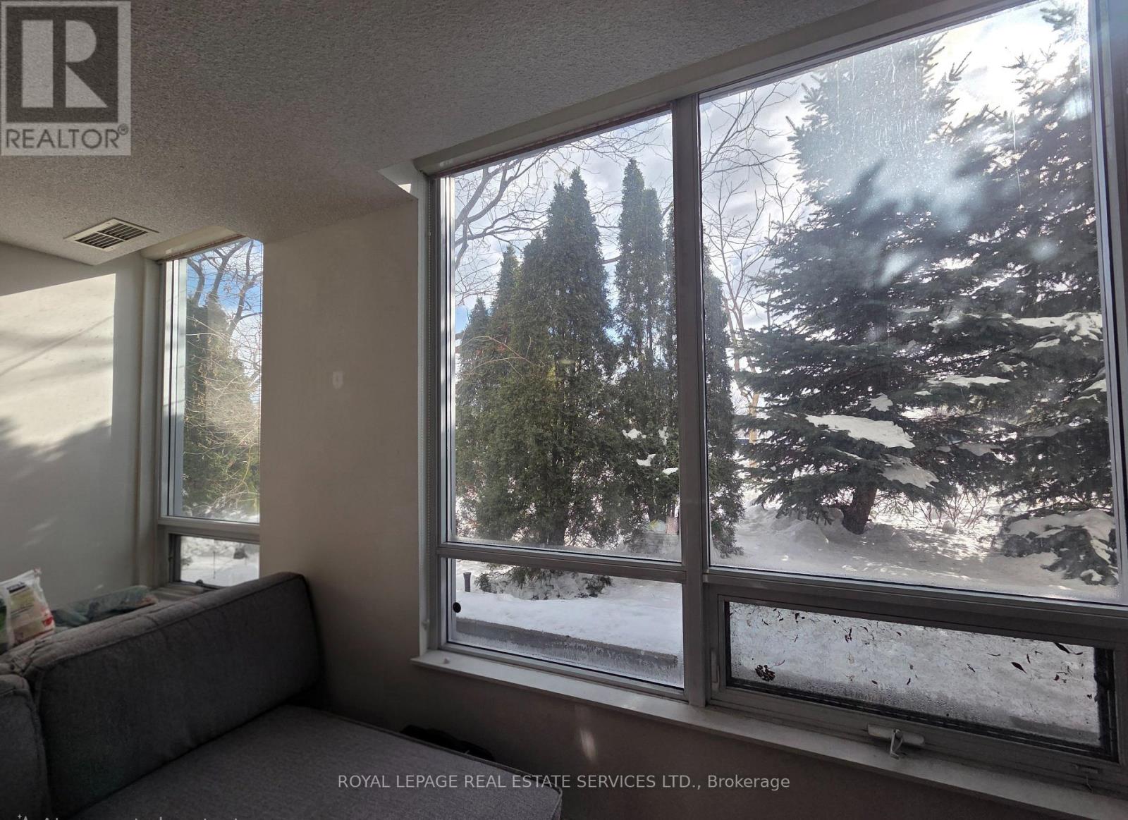 102 - 1900 Lake Shore Boulevard, Toronto (High Park-Swansea), Ontario  M6S 1A4 - Photo 8 - W12662250