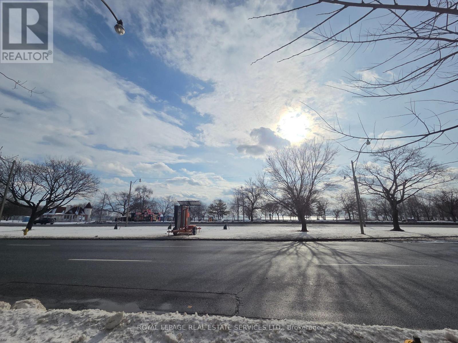 102 - 1900 Lake Shore Boulevard, Toronto (High Park-Swansea), Ontario  M6S 1A4 - Photo 20 - W12662250