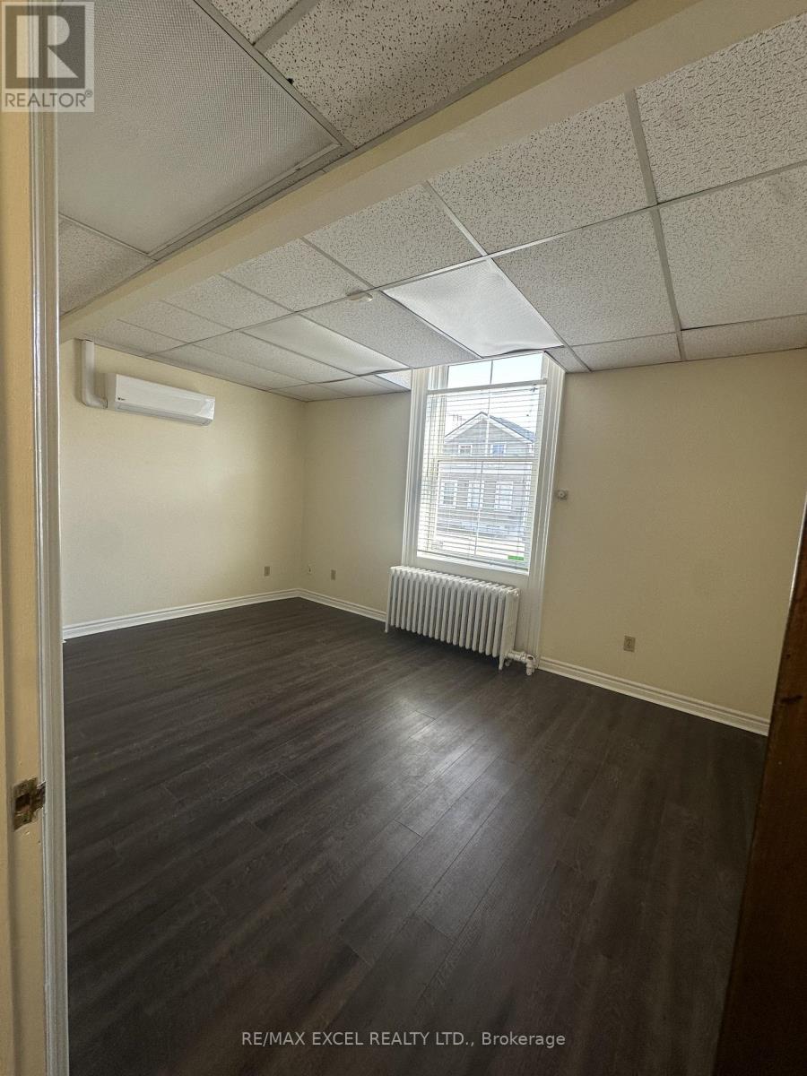 319 Division Street, Cobourg, Ontario  K9A 3R4 - Photo 2 - X12470350