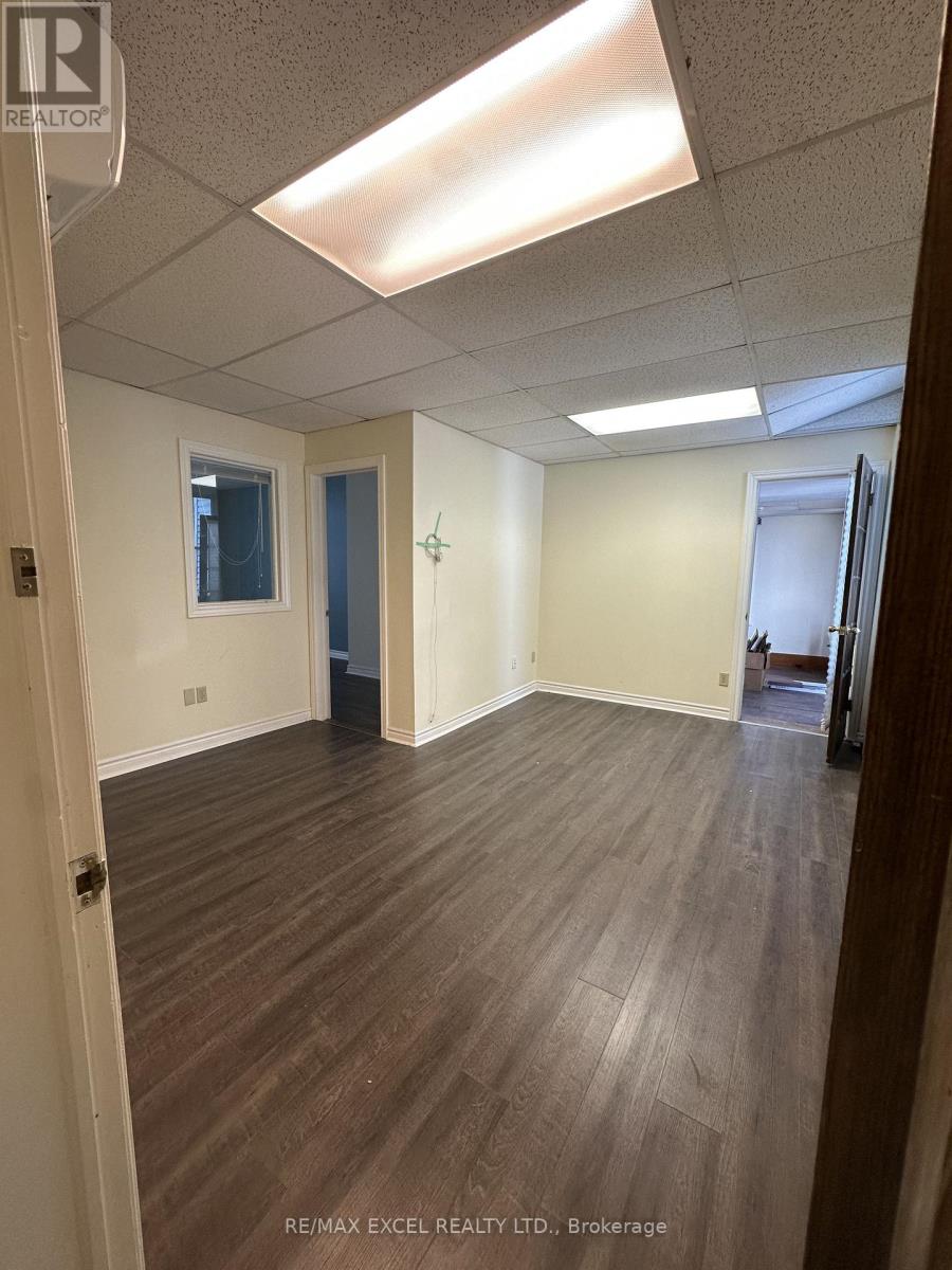 319 Division Street, Cobourg, Ontario  K9A 3R4 - Photo 12 - X12470350