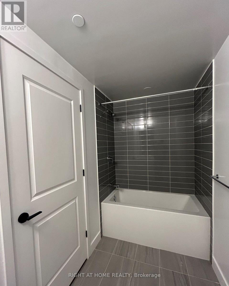 212 - 2343 Khalsa Gate, Oakville, Ontario  L6M 5R6 - Photo 11 - W12748848