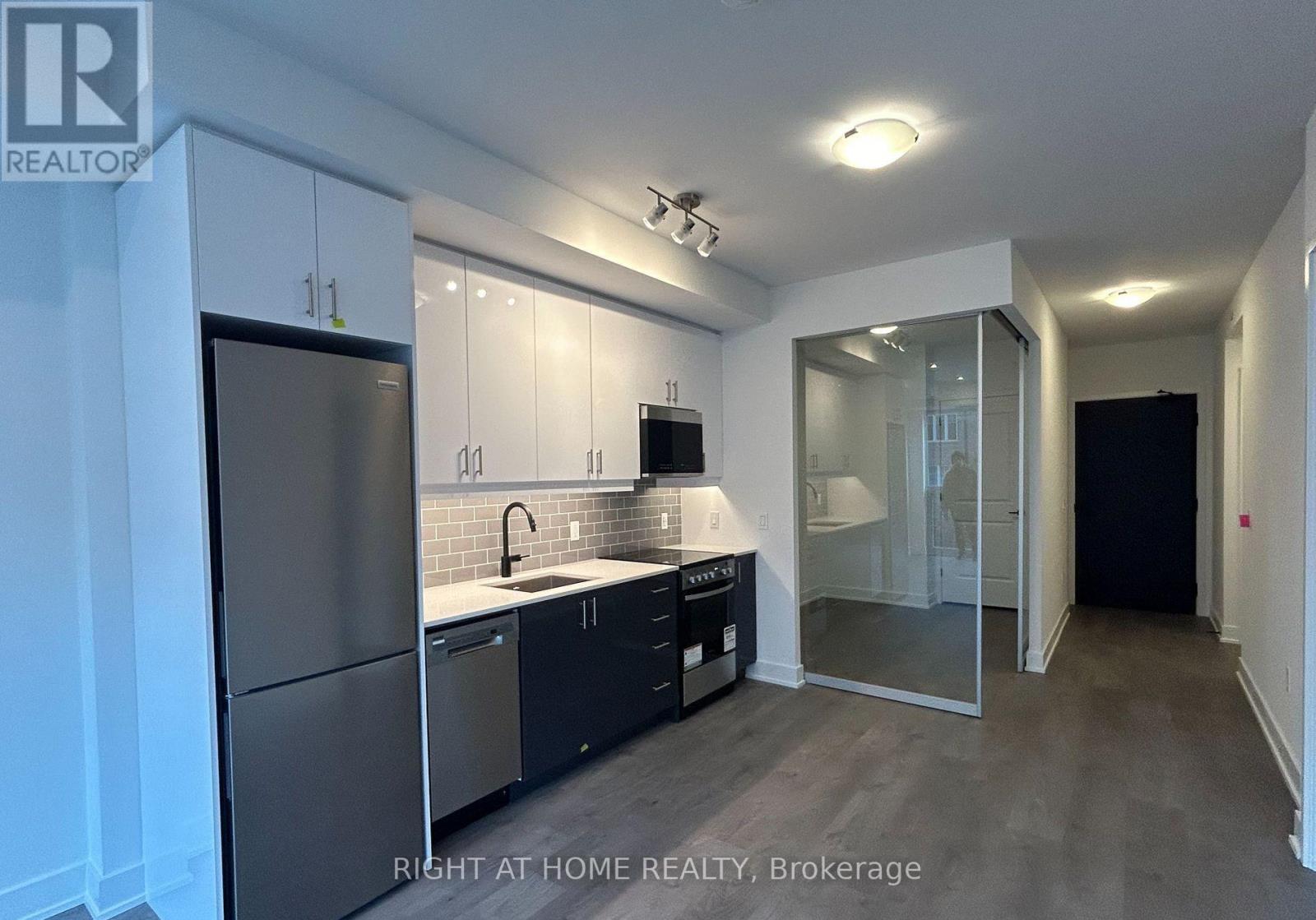 212 - 2343 Khalsa Gate, Oakville, Ontario  L6M 5R6 - Photo 2 - W12748848