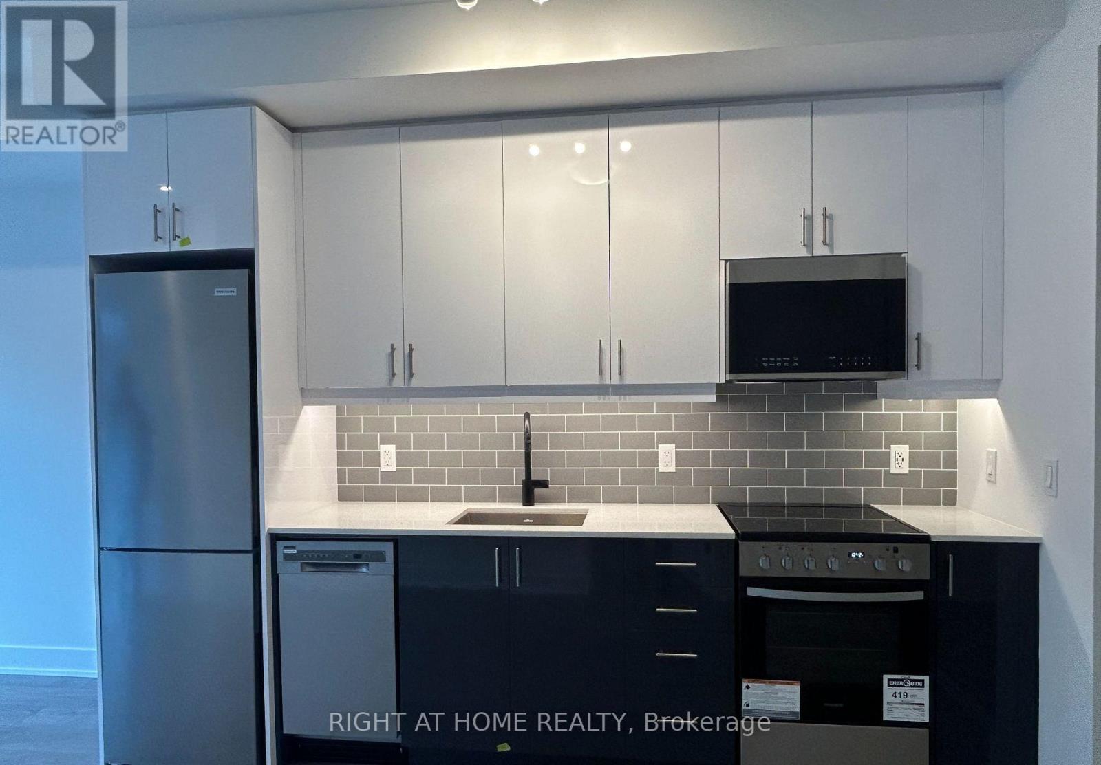 212 - 2343 Khalsa Gate, Oakville, Ontario  L6M 5R6 - Photo 3 - W12748848