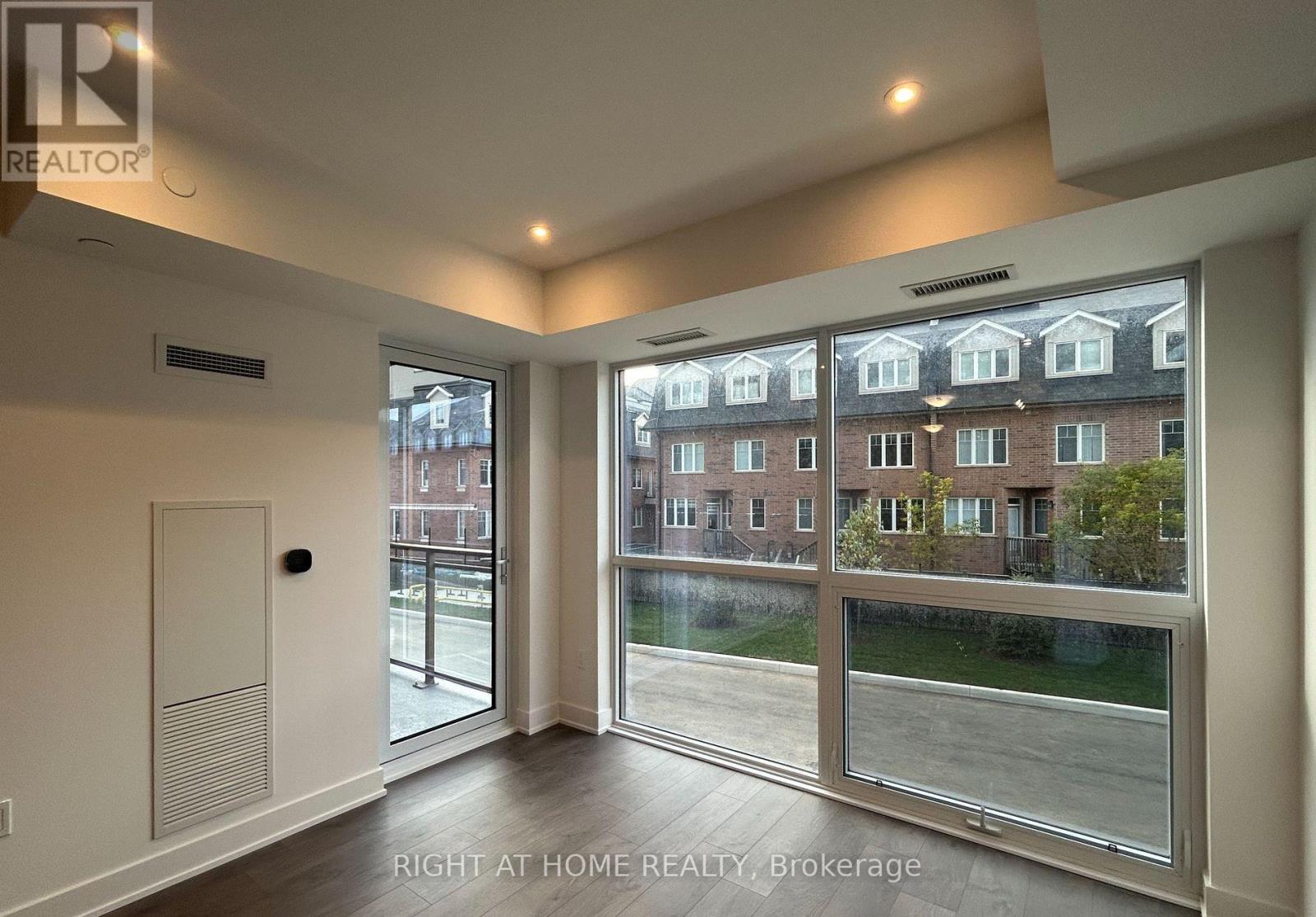 212 - 2343 Khalsa Gate, Oakville, Ontario  L6M 5R6 - Photo 5 - W12748848