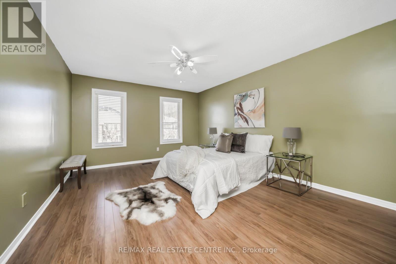 11 Moorehead Crescent, Brampton (Heart Lake East), Ontario  L6Z 4K6 - Photo 32 - W12748856