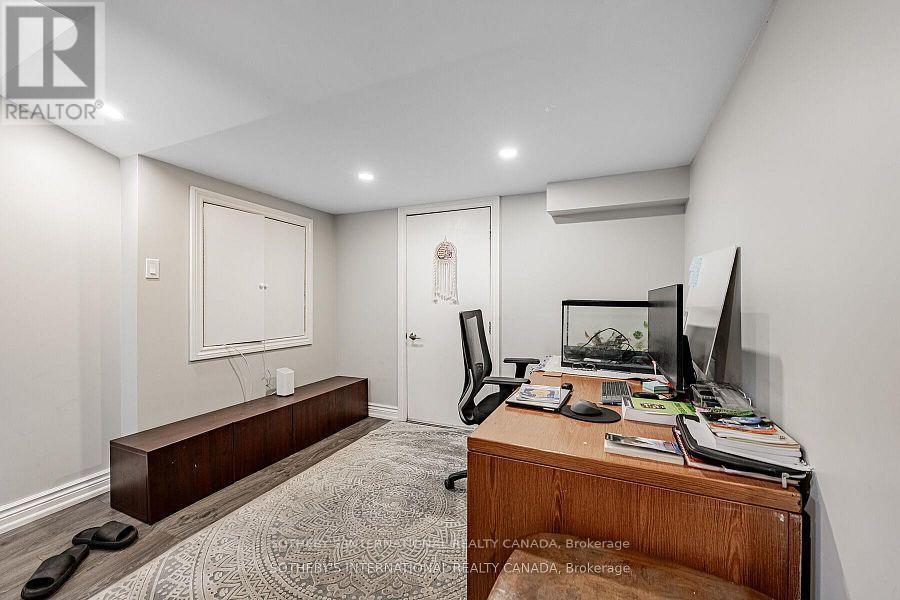 Bsmt - 5930 Bassinger Place, Mississauga (Churchill Meadows), Ontario  L5M 6K5 - Photo 4 - W12748910