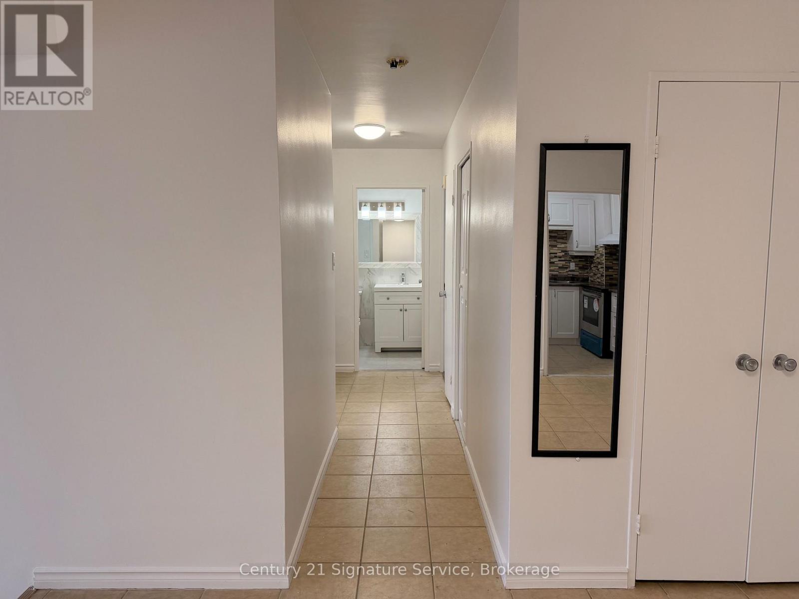 803 - 31 Four Winds Drive, Toronto (York University Heights), Ontario  M3J 1K9 - Photo 11 - W12748932
