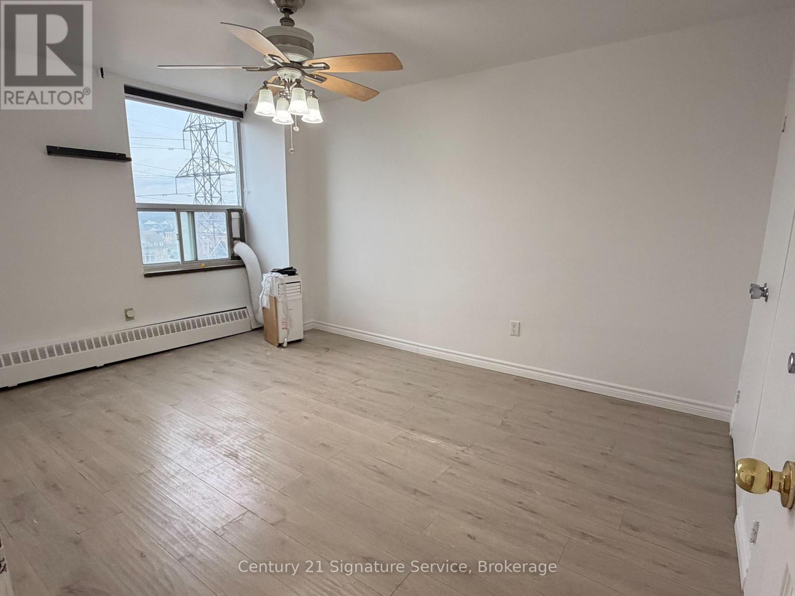 803 - 31 Four Winds Drive, Toronto (York University Heights), Ontario  M3J 1K9 - Photo 14 - W12748932