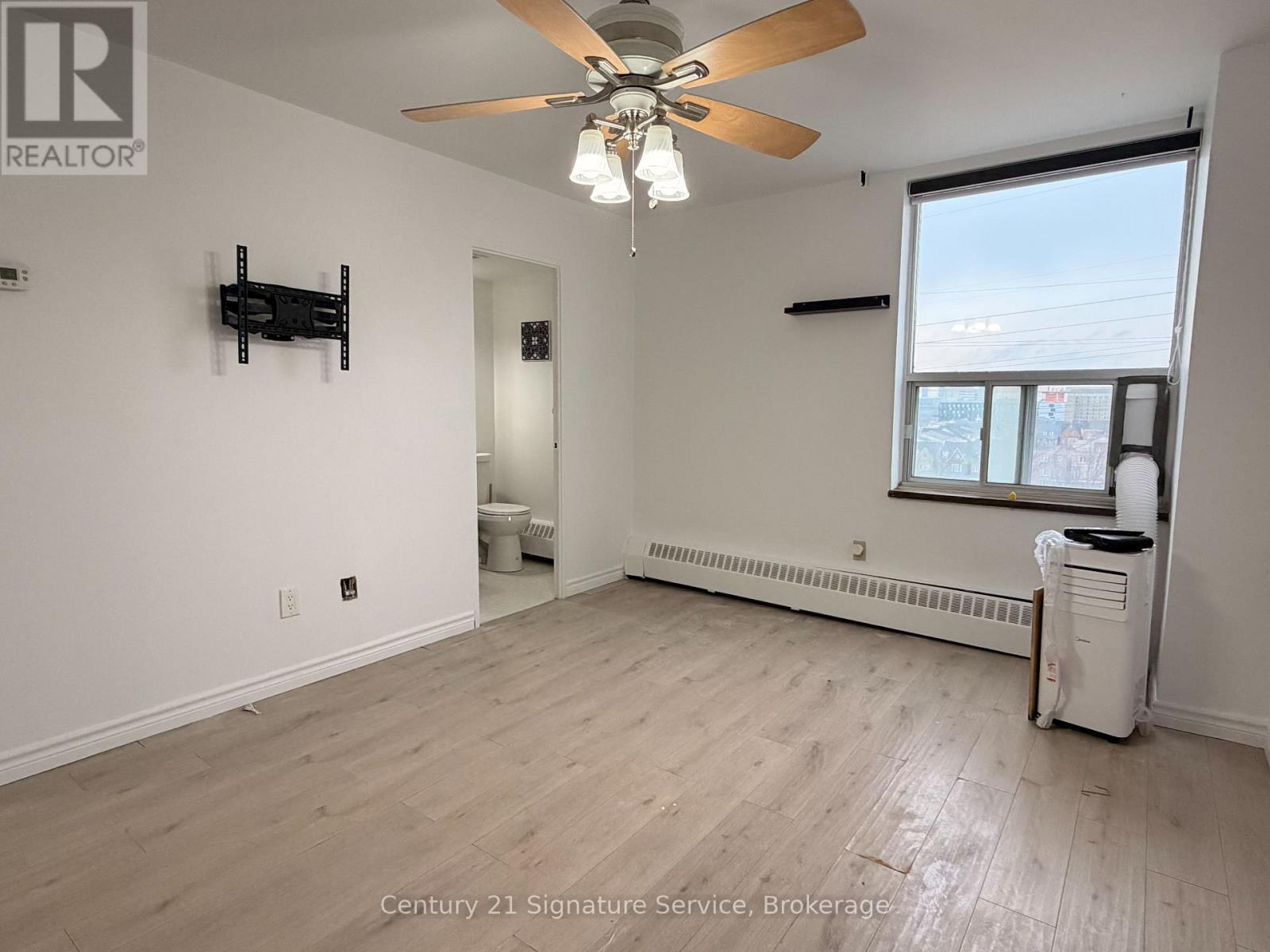 803 - 31 Four Winds Drive, Toronto (York University Heights), Ontario  M3J 1K9 - Photo 16 - W12748932