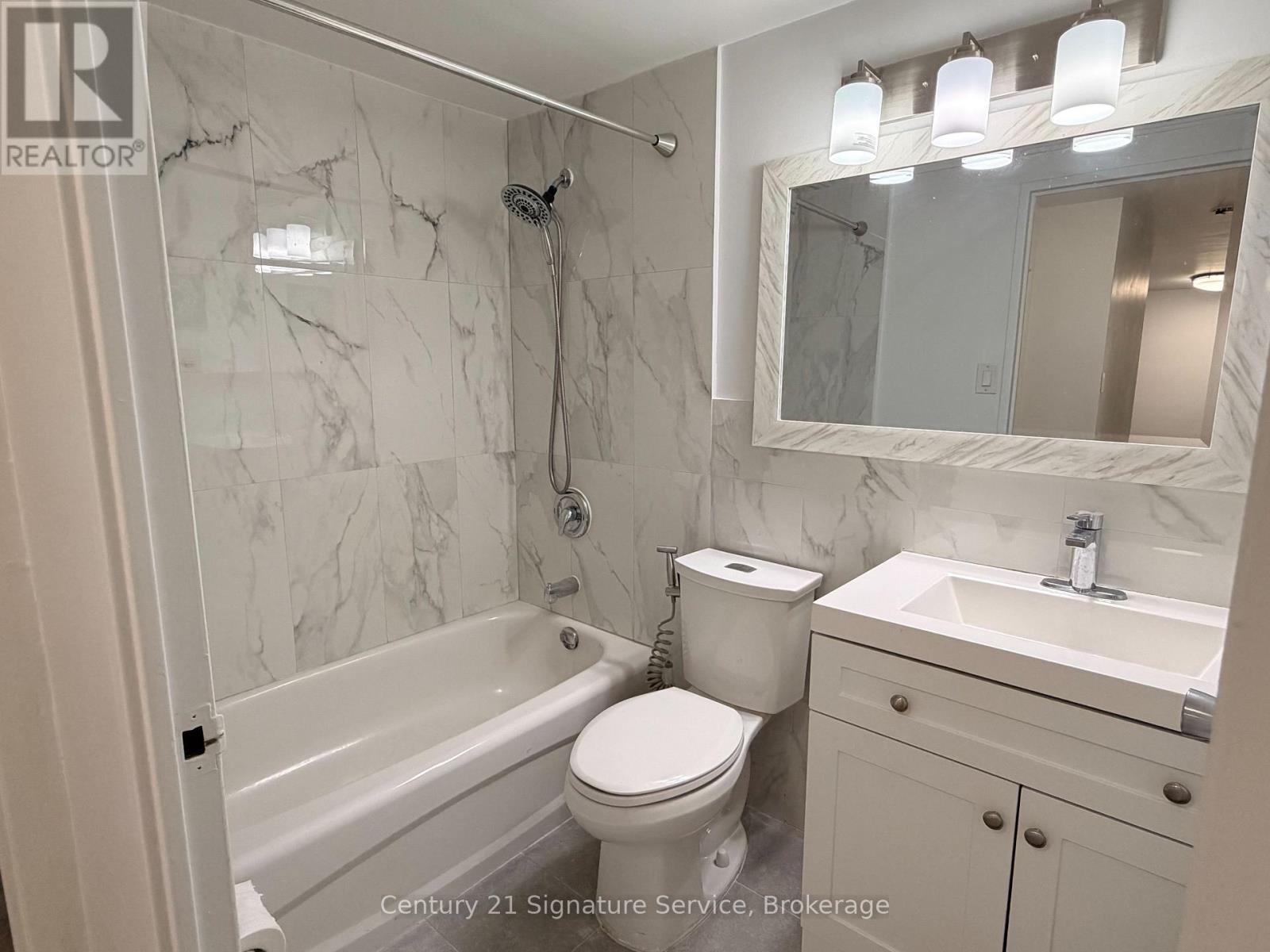 803 - 31 Four Winds Drive, Toronto (York University Heights), Ontario  M3J 1K9 - Photo 18 - W12748932