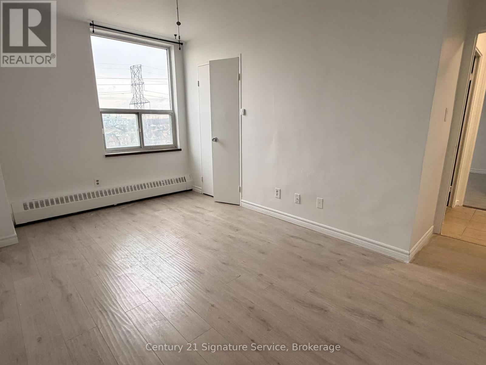 803 - 31 Four Winds Drive, Toronto (York University Heights), Ontario  M3J 1K9 - Photo 22 - W12748932