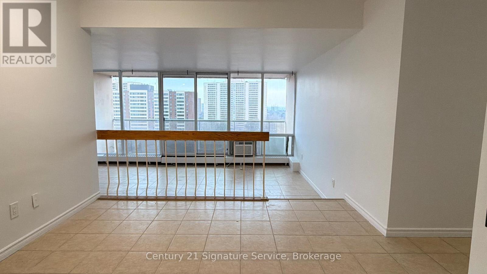 803 - 31 Four Winds Drive, Toronto (York University Heights), Ontario  M3J 1K9 - Photo 3 - W12748932