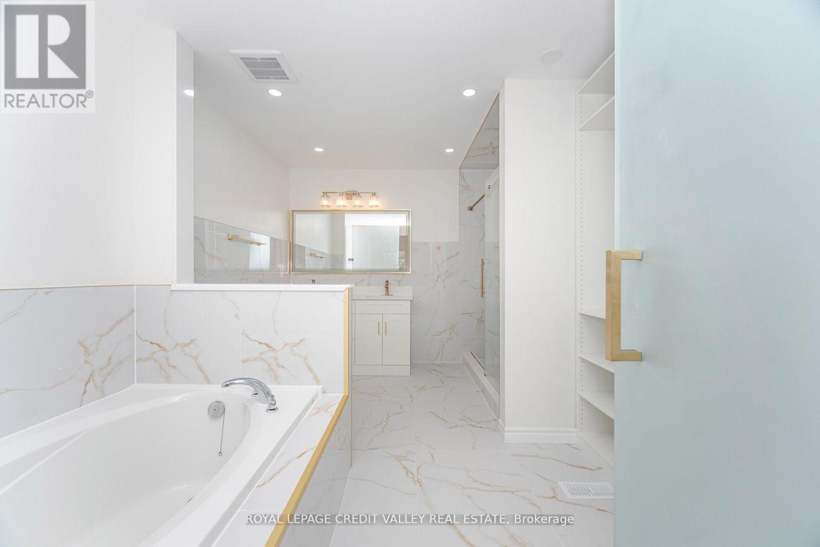 70 Blue Diamond Drive, Brampton (Bramalea North Industrial), Ontario  L6S 6K3 - Photo 26 - W12748956