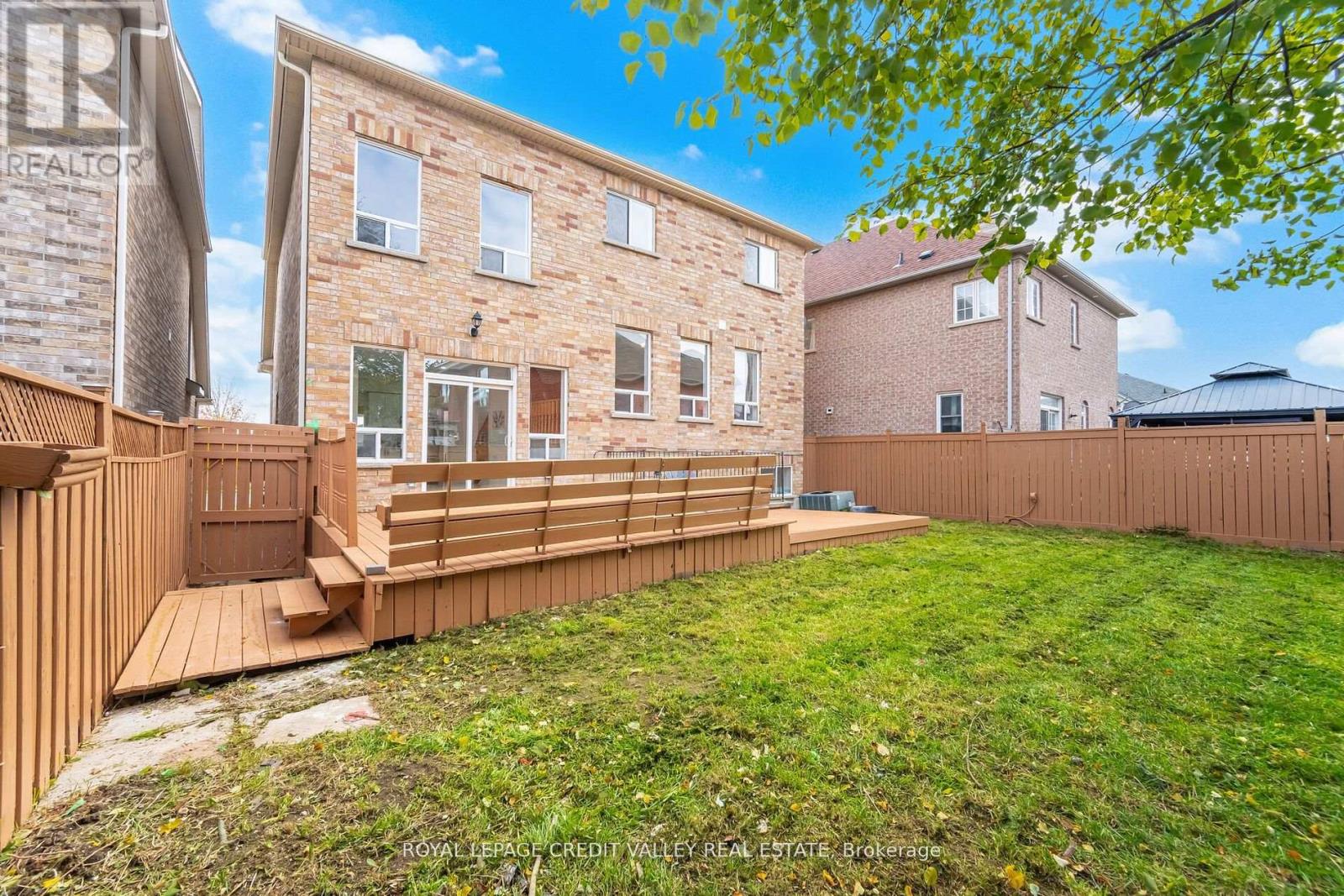 70 Blue Diamond Drive, Brampton (Bramalea North Industrial), Ontario  L6S 6K3 - Photo 49 - W12748956