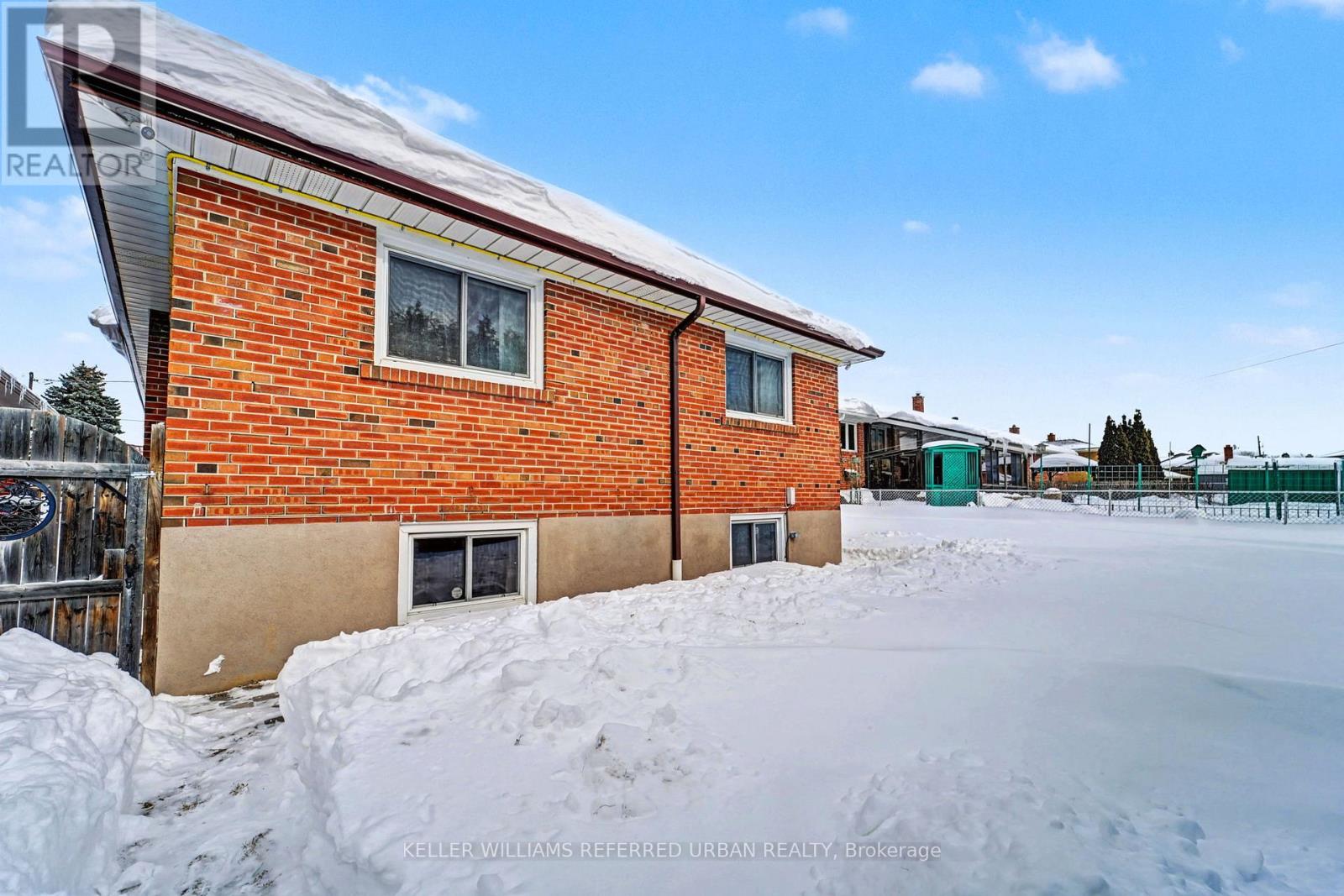 Main Floor - 148 Derrydown Road, Toronto, Ontario  M3J 1R8 - Photo 21 - W12748974