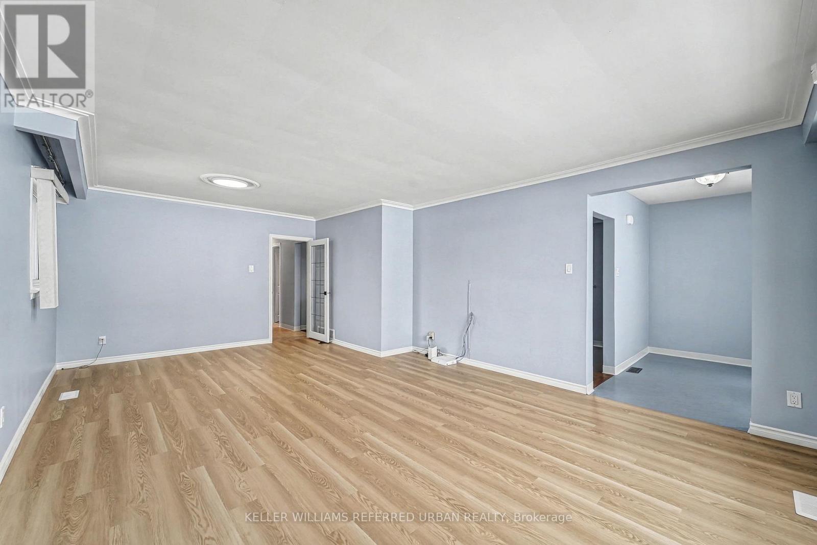 Main Floor - 148 Derrydown Road, Toronto, Ontario  M3J 1R8 - Photo 4 - W12748974