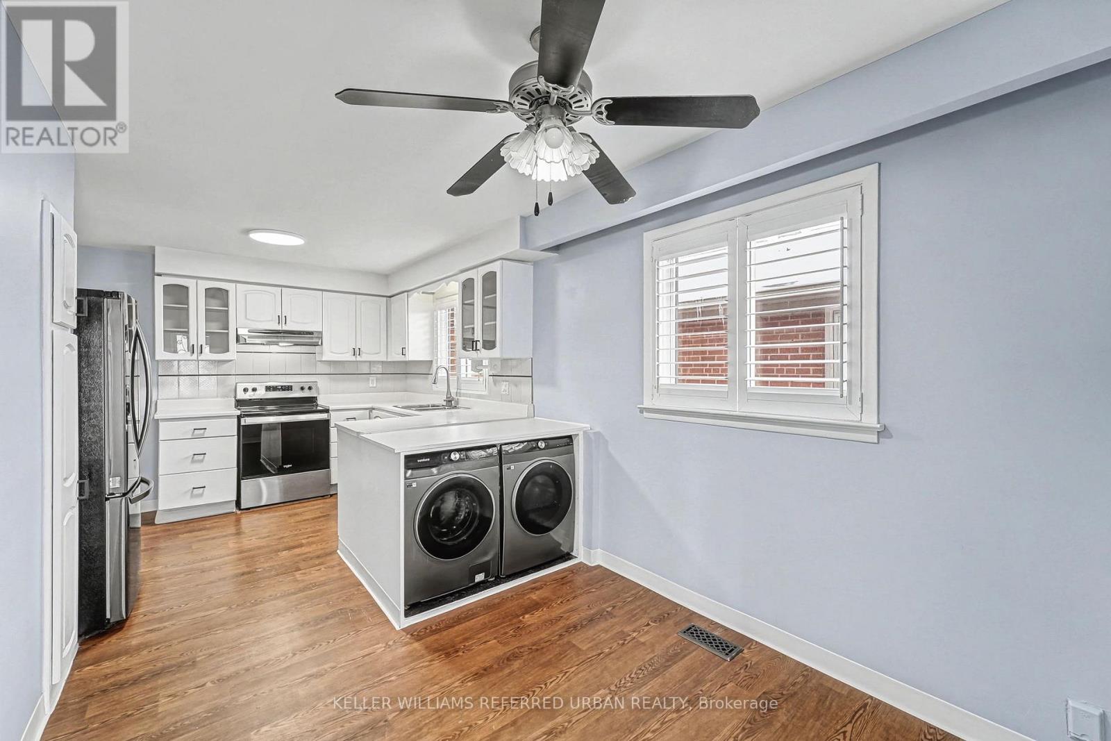 Main Floor - 148 Derrydown Road, Toronto, Ontario  M3J 1R8 - Photo 6 - W12748974