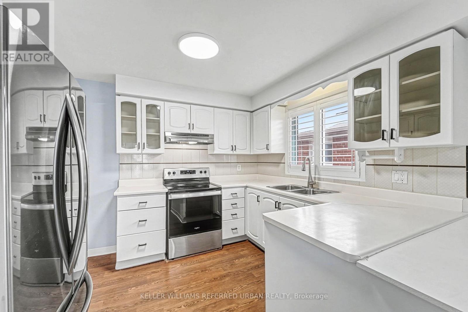 Main Floor - 148 Derrydown Road, Toronto, Ontario  M3J 1R8 - Photo 7 - W12748974