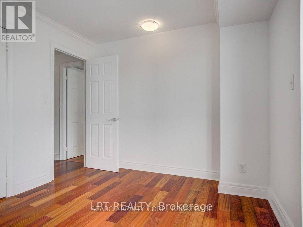 2059 - 3047 Finch Avenue, Toronto (Humbermede), Ontario  M9M 0A5 - Photo 13 - W12748982