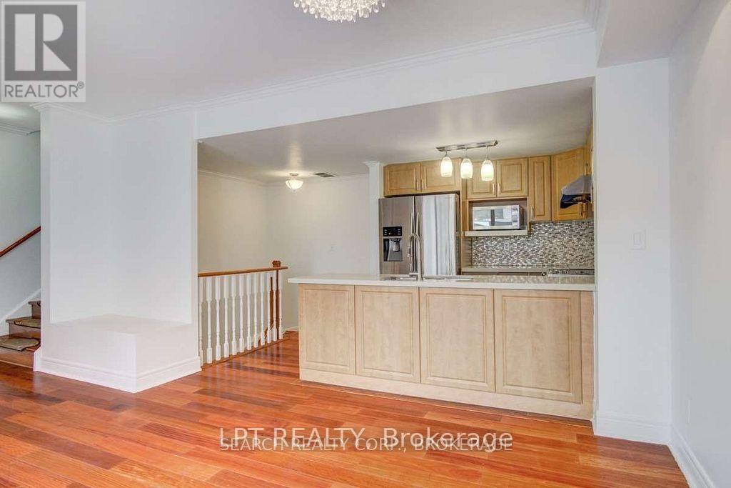 2059 - 3047 Finch Avenue, Toronto (Humbermede), Ontario  M9M 0A5 - Photo 4 - W12748982