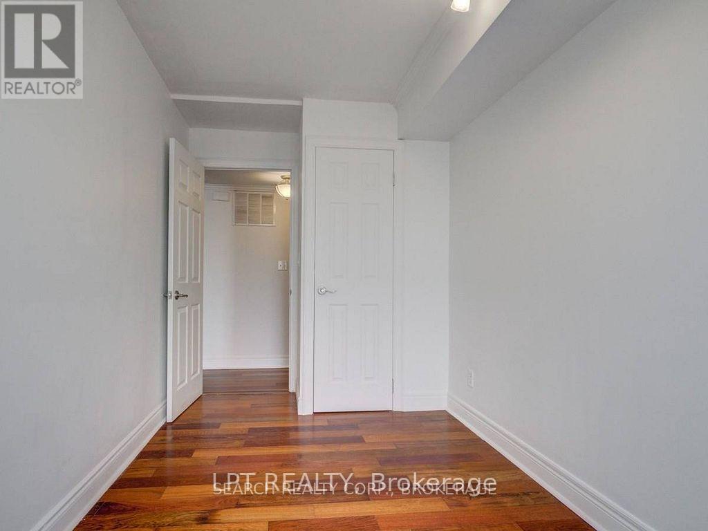 2059 - 3047 Finch Avenue, Toronto (Humbermede), Ontario  M9M 0A5 - Photo 8 - W12748982