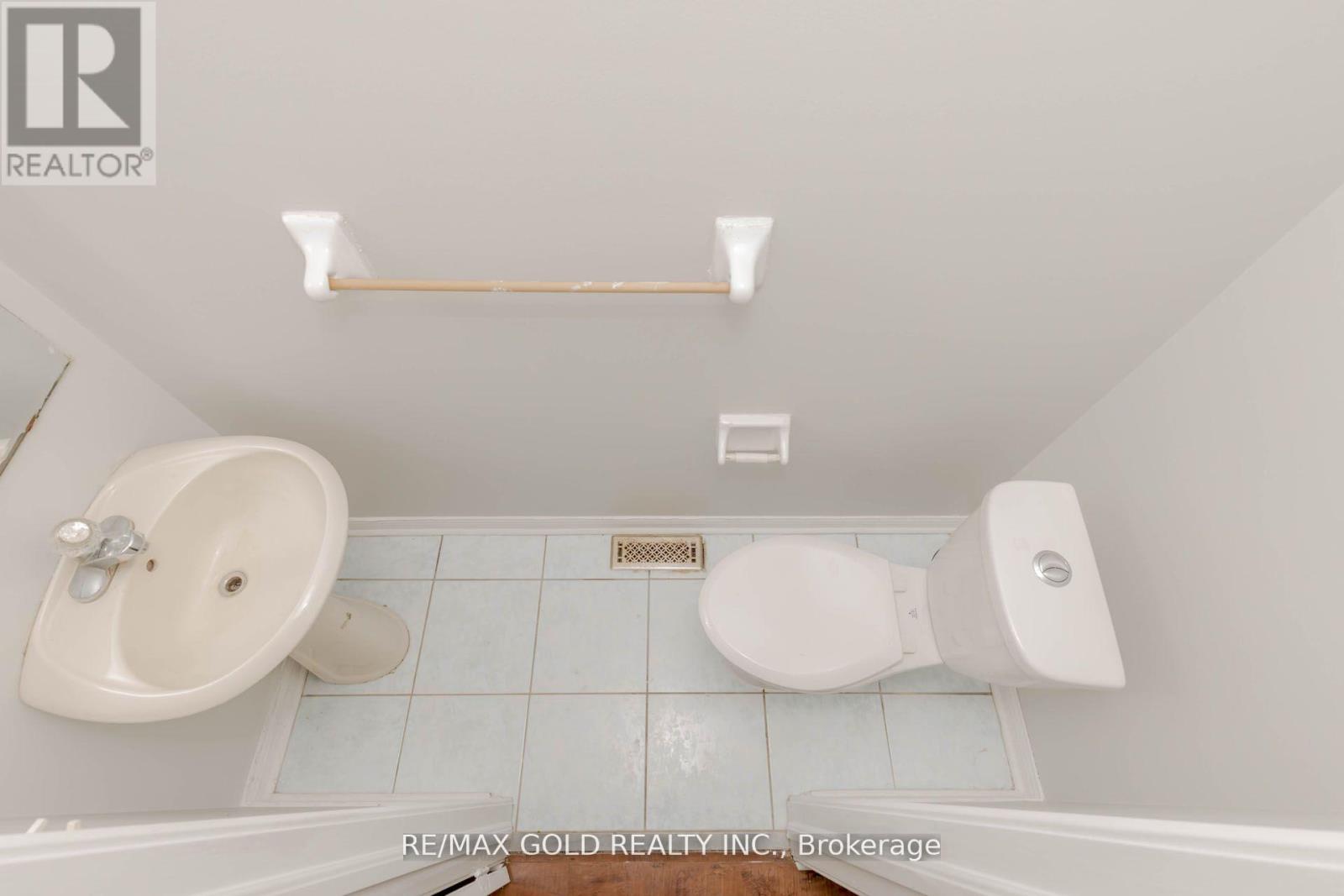 6 Wonder Way, Brampton, Ontario  L6P 1E9 - Photo 17 - W12749012