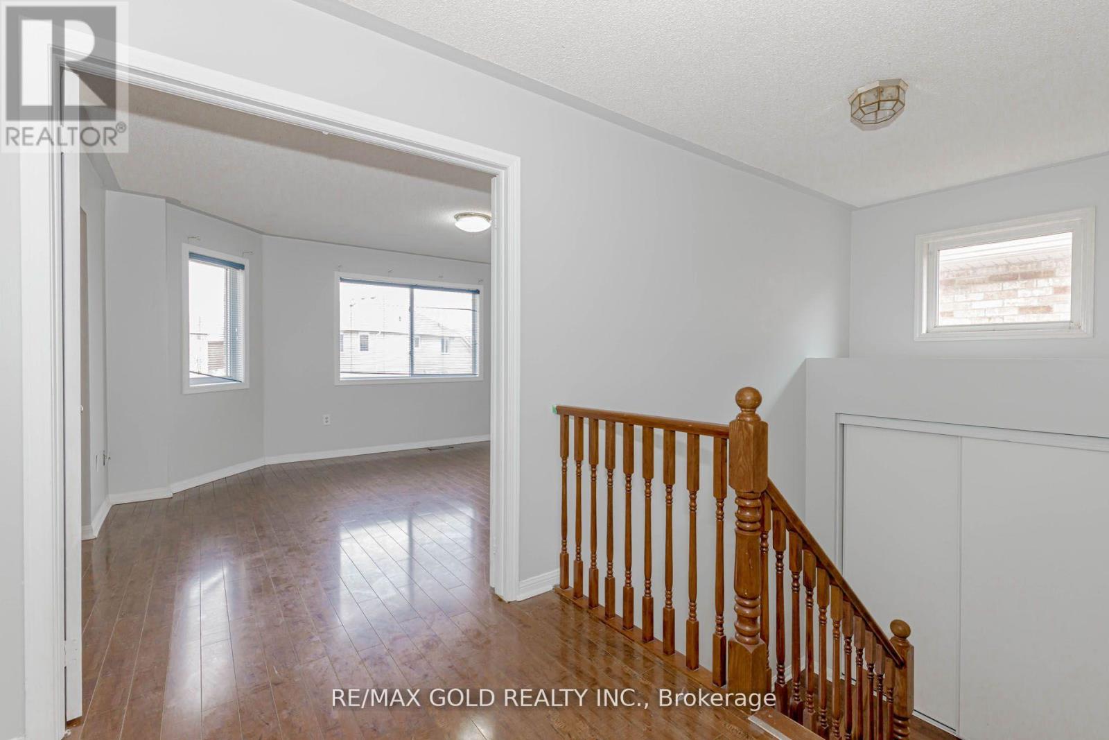 6 Wonder Way, Brampton, Ontario  L6P 1E9 - Photo 19 - W12749012