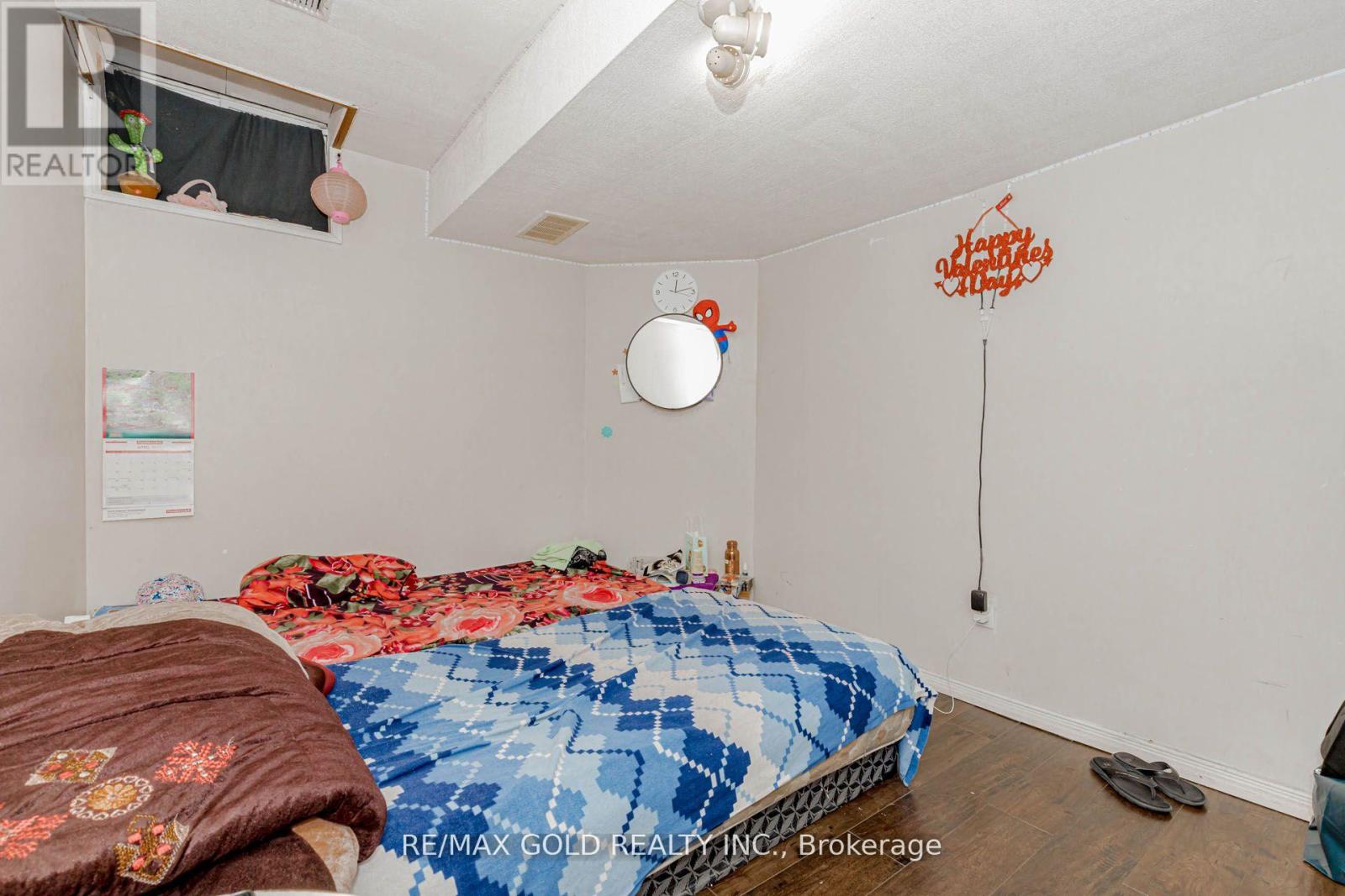 6 Wonder Way, Brampton, Ontario  L6P 1E9 - Photo 46 - W12749012