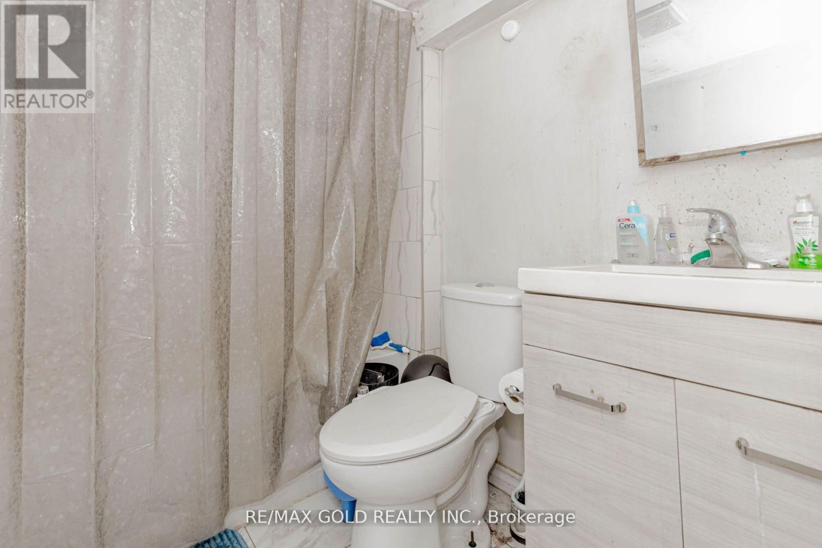 6 Wonder Way, Brampton, Ontario  L6P 1E9 - Photo 47 - W12749012