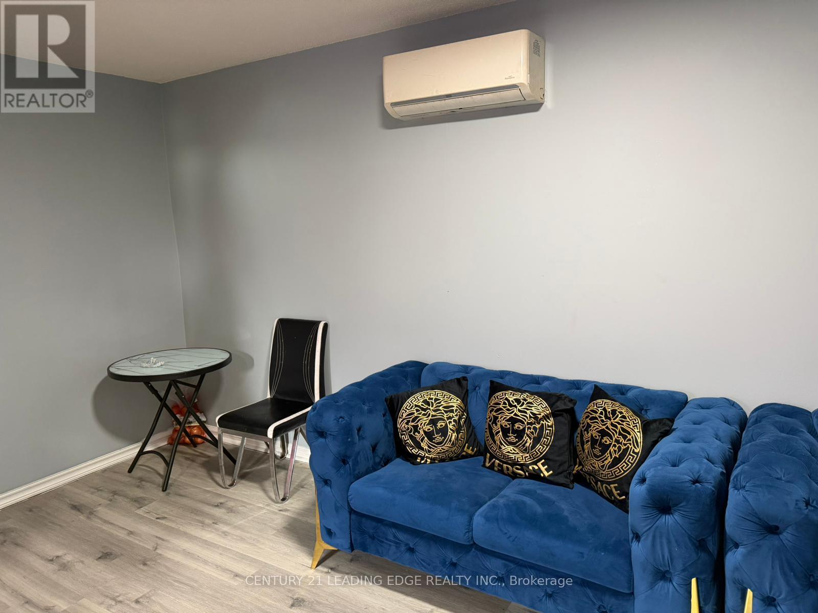 500 Caledonia Road, Toronto (Caledonia-Fairbank), Ontario  M6E 4V2 - Photo 3 - W12749014