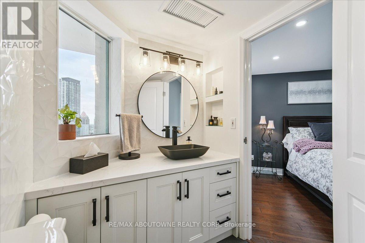 2603 - 550 Webb Drive, Mississauga (City Centre), Ontario  L5B 3Y4 - Photo 20 - W12749022