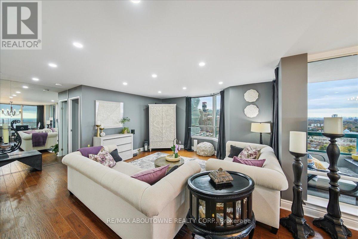 2603 - 550 Webb Drive, Mississauga (City Centre), Ontario  L5B 3Y4 - Photo 6 - W12749022