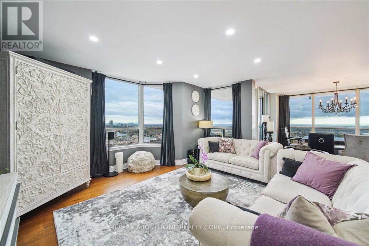 2603 - 550 Webb Drive, Mississauga (City Centre), Ontario  L5B 3Y4 - Photo 7 - W12749022