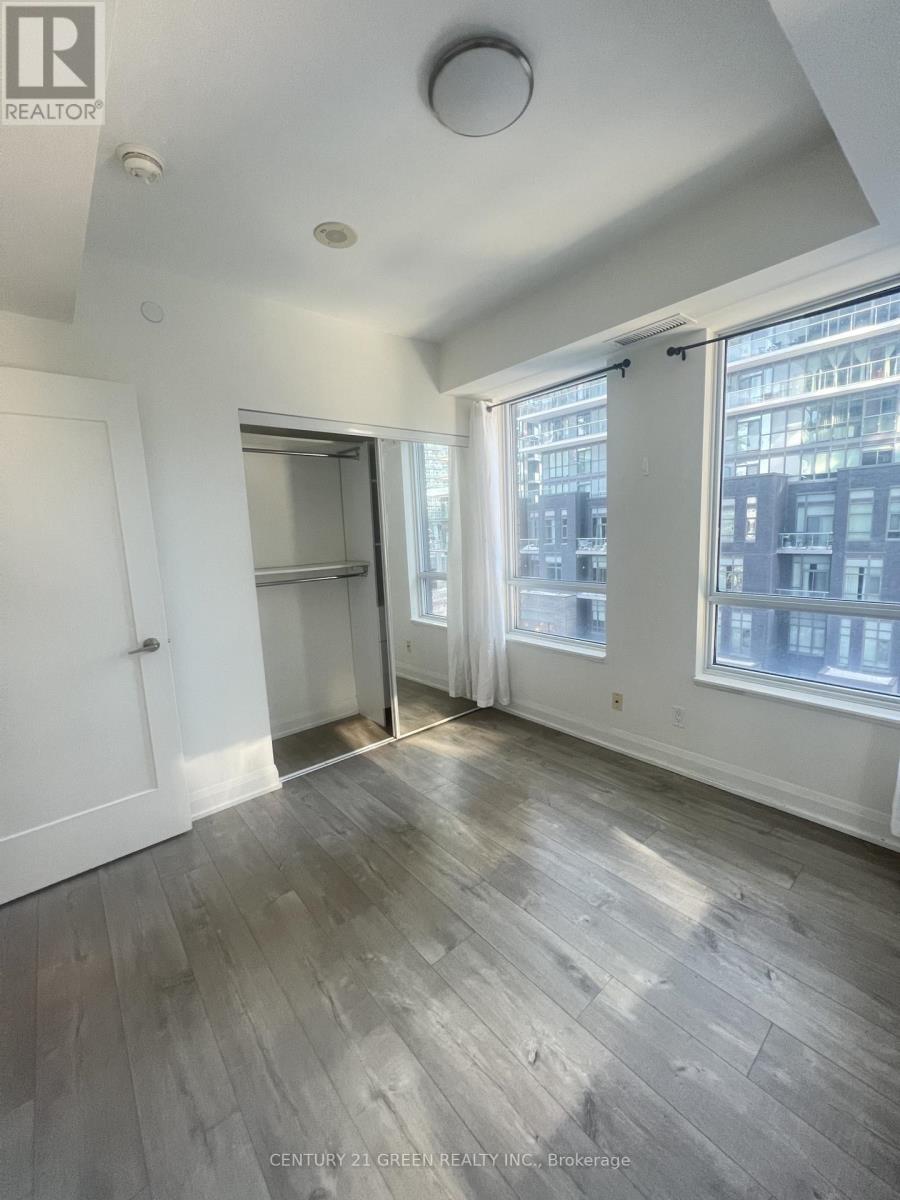 412 - 110 Marine Parade Drive, Toronto (Mimico), Ontario  M8V 0V6 - Photo 13 - W12749086